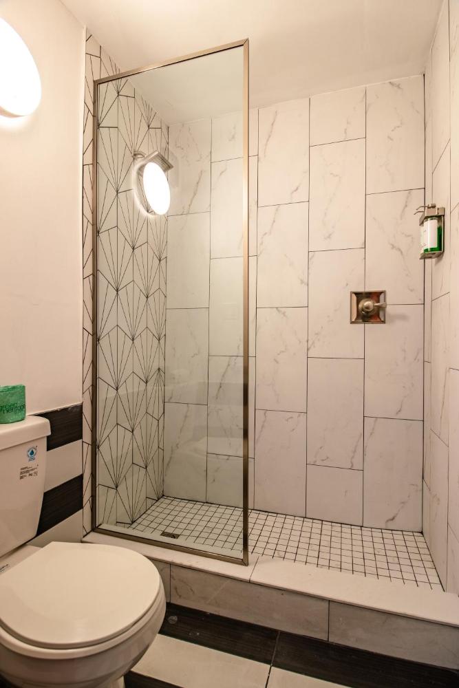 Queen Room with Two Queen Beds - Ground Floor